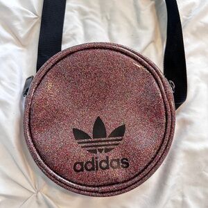 ✨Adidas Glitter Belt Bag✨